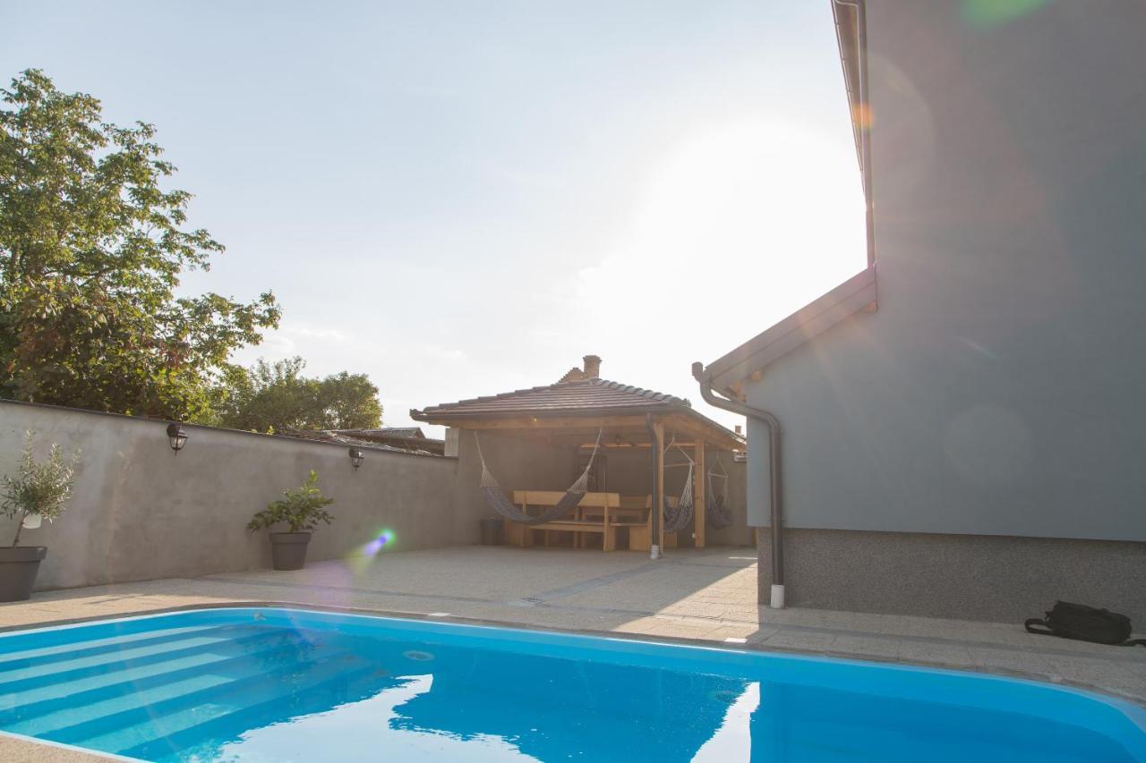 Holiday Home Thesaurum Karanac Exterior foto