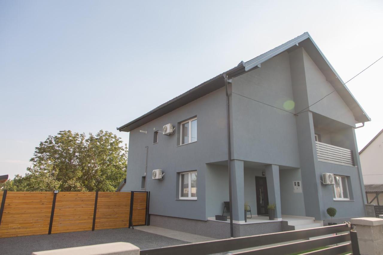 Holiday Home Thesaurum Karanac Exterior foto